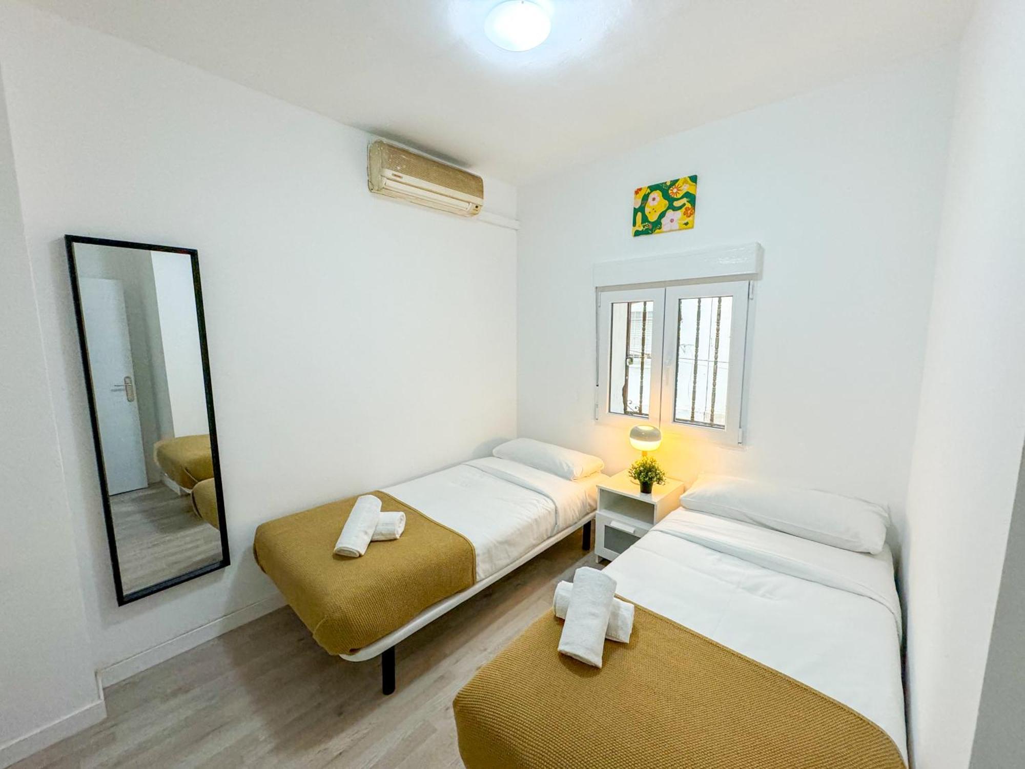 Madrina Del Pilar - Turistea Apartment